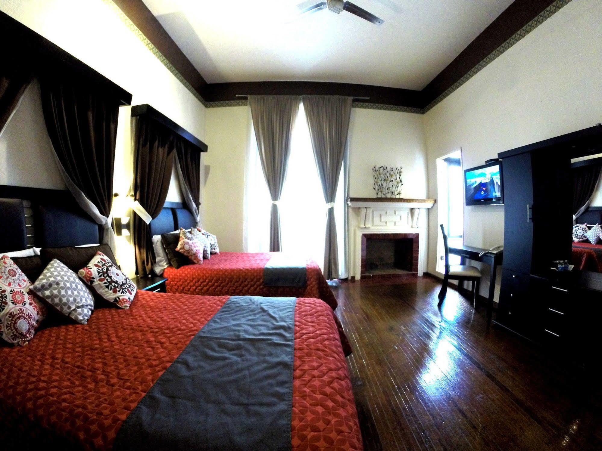 Hotel Providencia ซากาเตกัส ภายนอก รูปภาพ